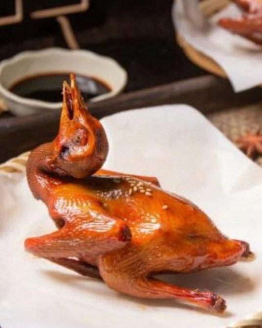 非遗乳鸽美食